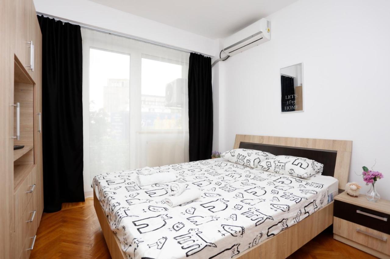 Rico'S 3 Bedroom City Center Apartment 부쿠레슈티 외부 사진
